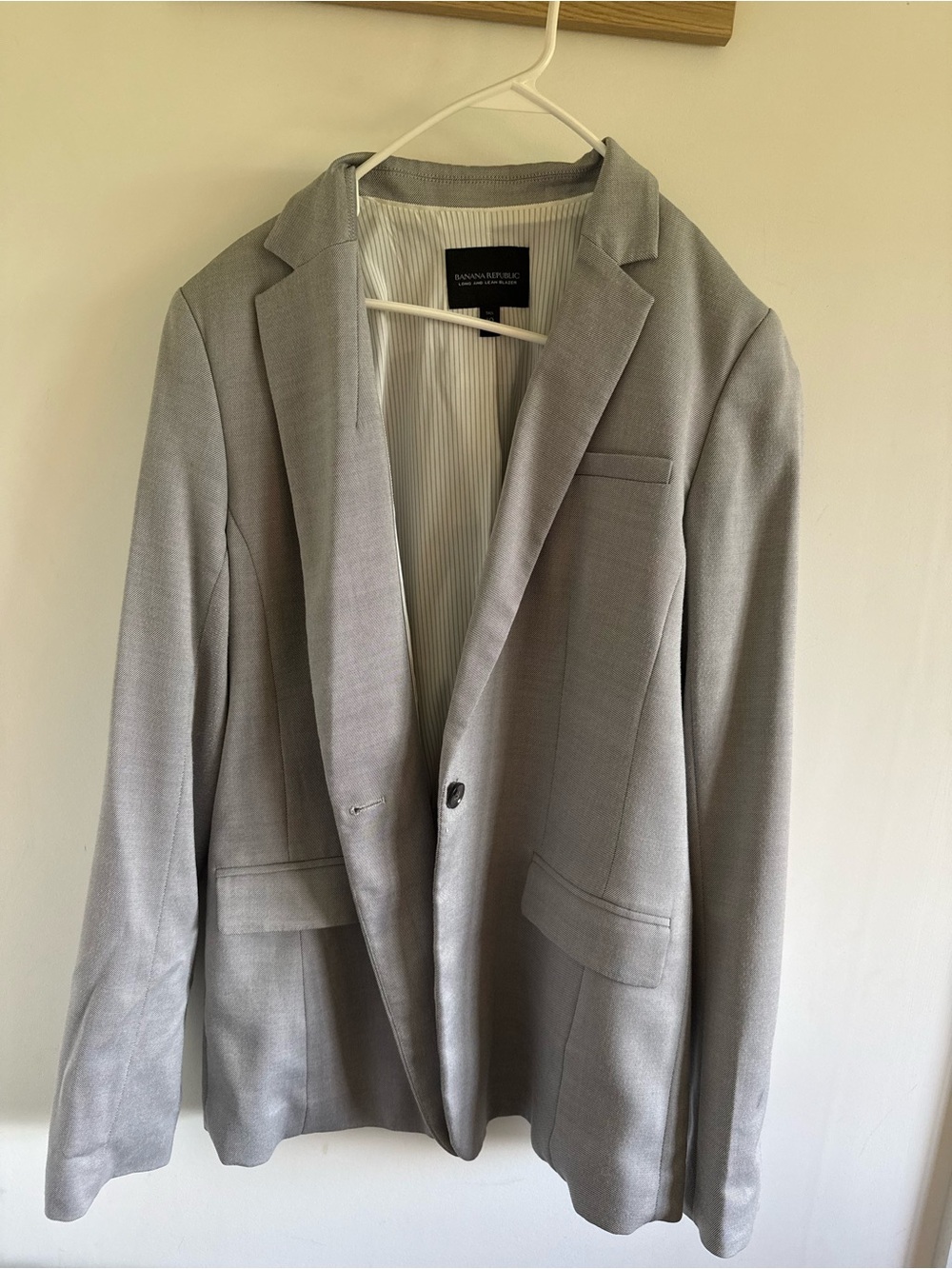 Banana Republic Light Gray Tailored Women's Blazer Jacket